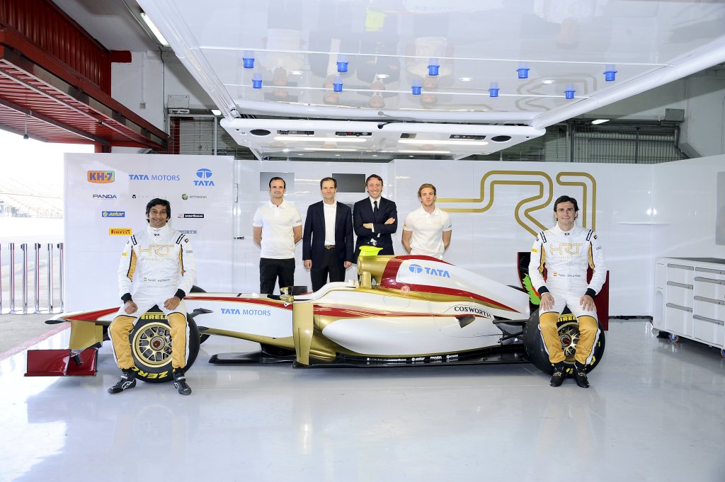 Teamet er klar - og chefen er stolt
(Foto: HRT F1 Team)